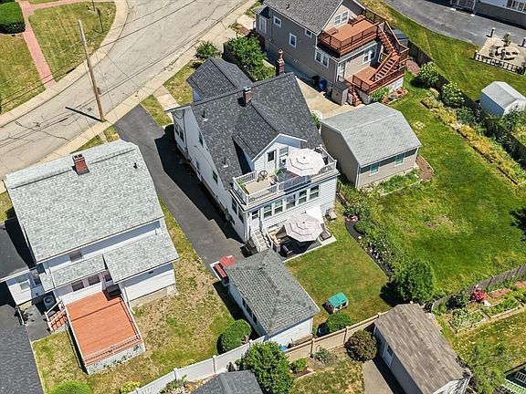 5th image of 101 Bayfield Rd S