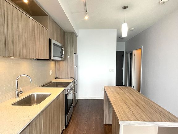 5th image of 50 Forest Manor Rd Unit 2403