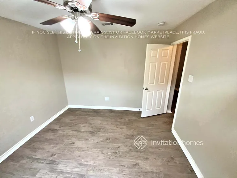 913 Sycamore St — Photo 7