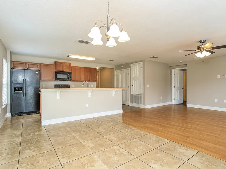 4505 Barbados Loop — Photo 5