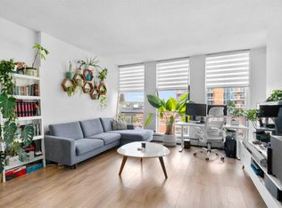 1500 W 7th St SW #905, Calgary, AB T2R 1A7