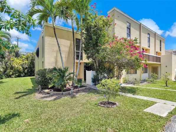 2811 SW 87th Ter APT 1201, Davie, FL 33328