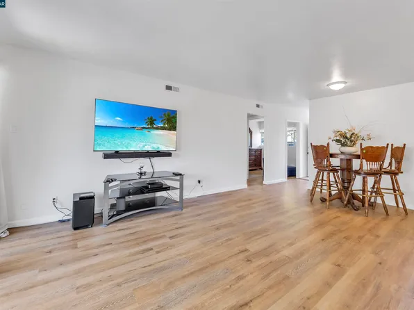 2940 Estates Ave APT 7, Pinole, CA 94564