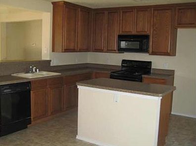2nd image of 328 Bob White Dr