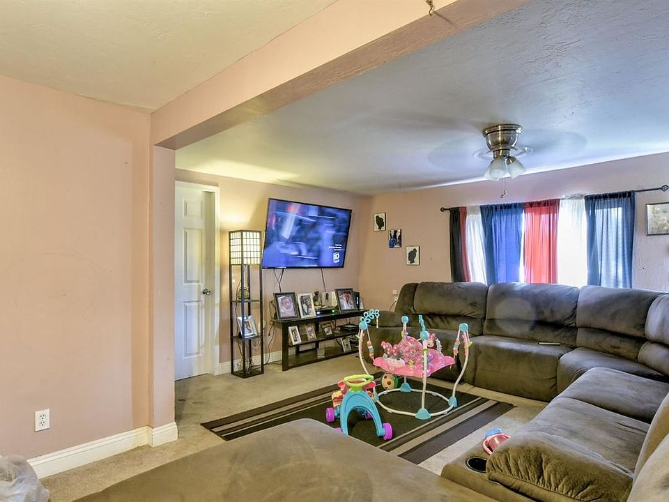 2nd image of 1635 6th Ave