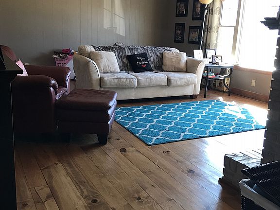 Upstairs living room