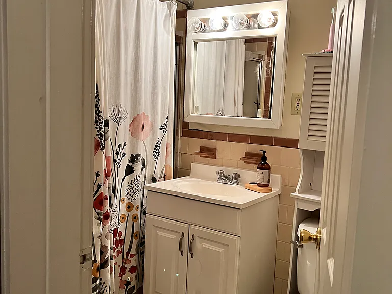71 Phillips St #21 — Photo 12