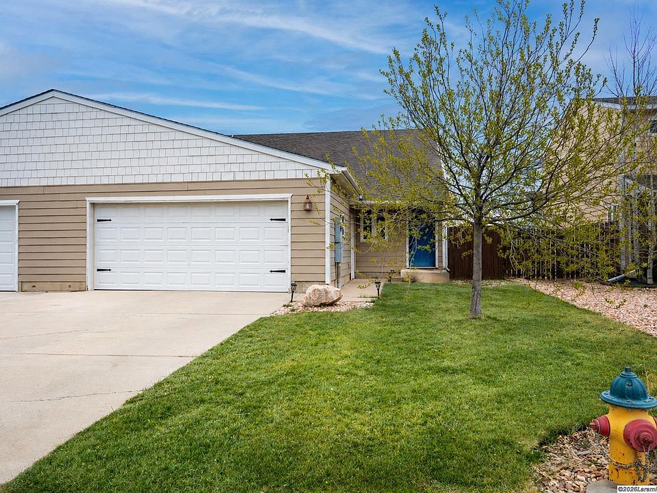 1st image of 1007 Boswell Dr