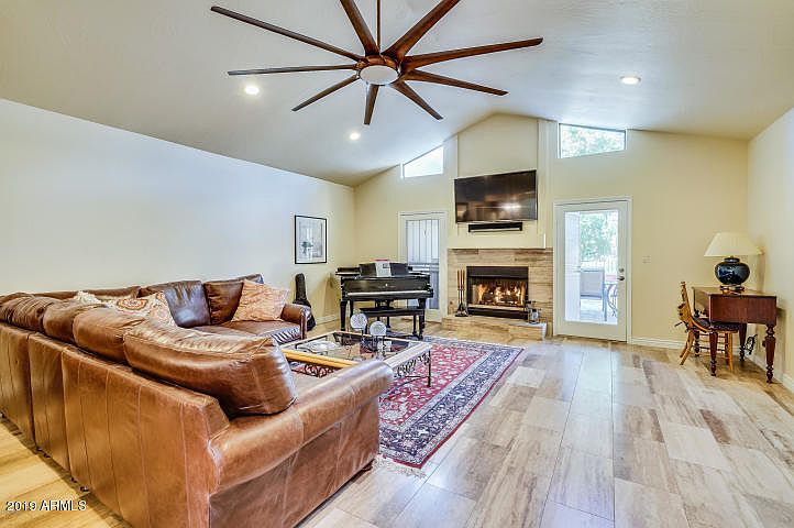 1st image of 8850 E San Rafael Dr
