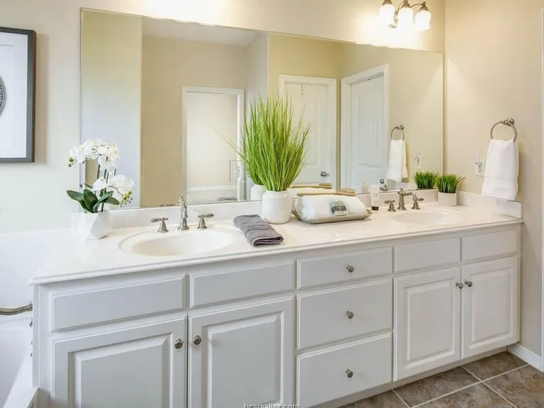 3922 Devrne Dr — Photo 16