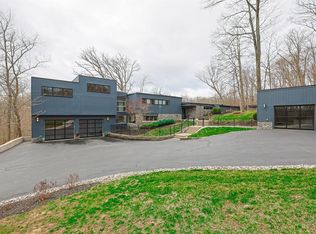 311 Ritchie Ave, Cincinnati, OH 45215