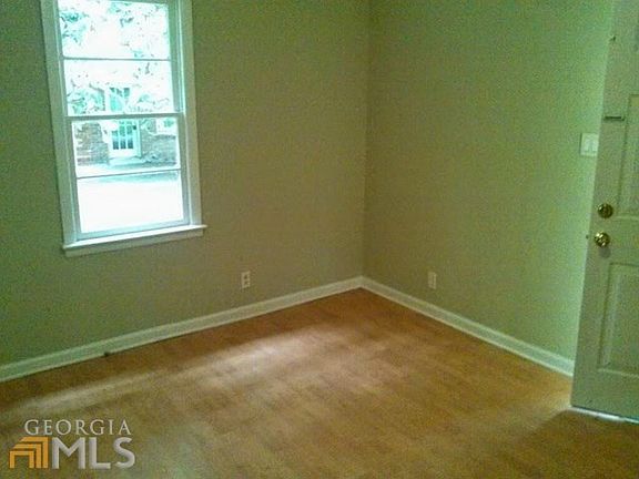2nd image of 908 N Park St