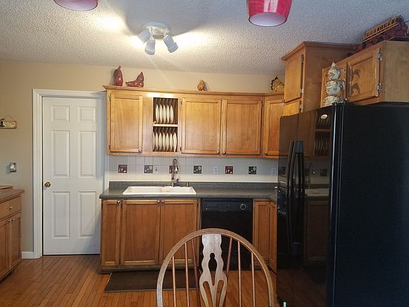 5th image of 129 Westwood Dr