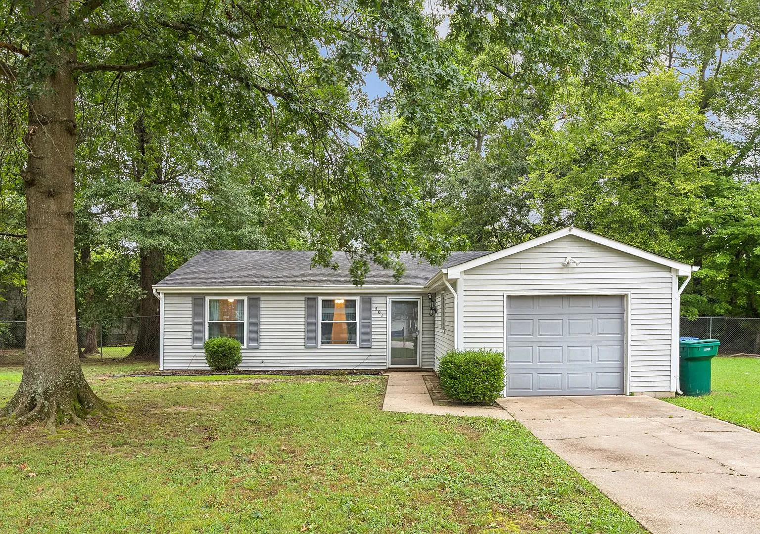 Flexible Rental Opportunity In Heart Of Hampton Roads — Photo 1
