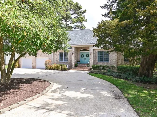 2268 Greenwell Rd, Virginia Beach, VA 23455