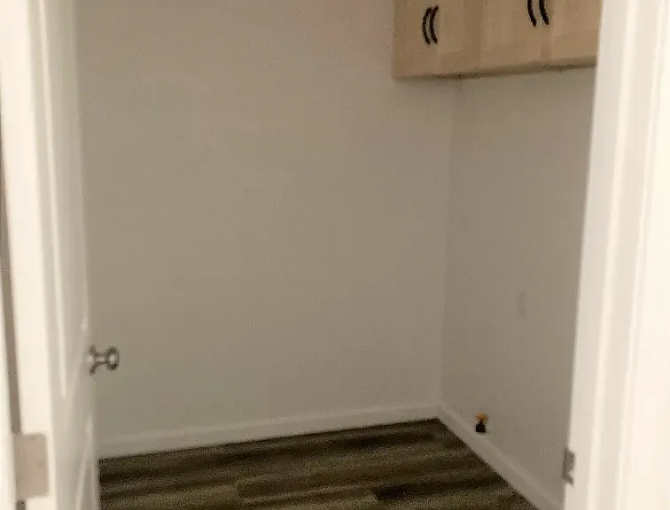 15 Royale Ave #11 — Photo 9