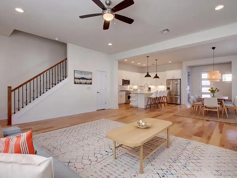 4711 Vaughan St — Photo 19