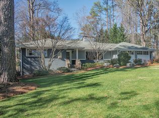 1400 Nerine Cir, Dunwoody, GA 30338