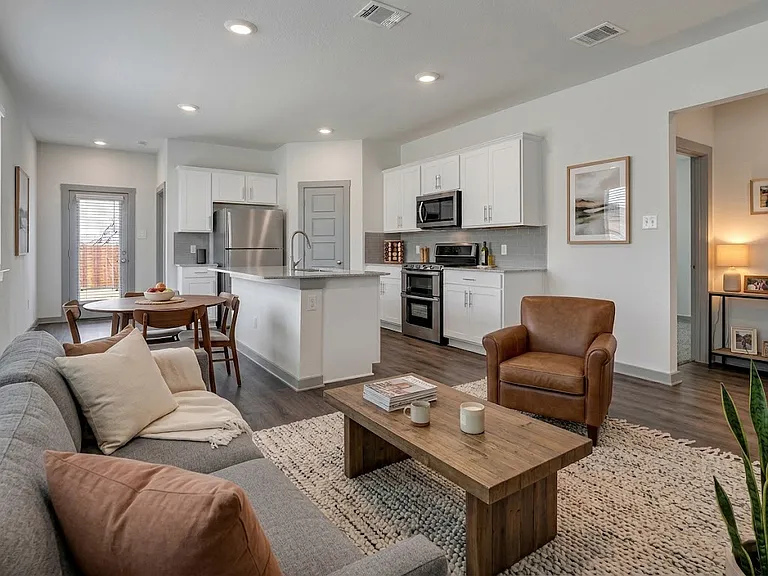 224 Millbrook Blvd — Photo 5