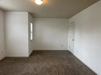 765 Westmoreland Ln — Photo 16