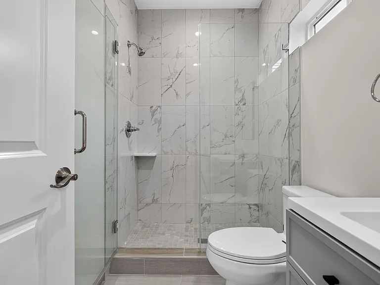 1809 N Avon St #101 — Photo 16