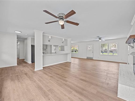 4th image of 5206 Ventura Dr