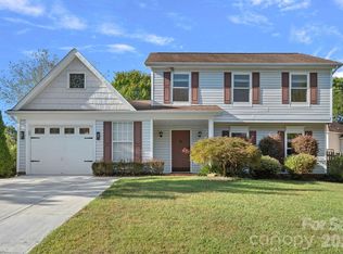 10327 Shady Rest Ln, Charlotte, NC 28214
