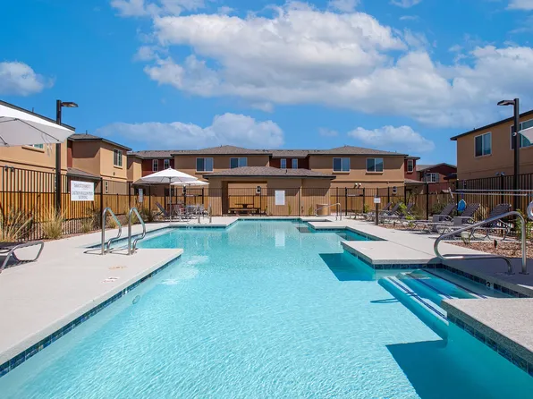 San Stefano Townhomes