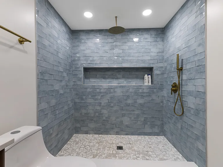 1145 Rowley Ave #1 — Photo 9