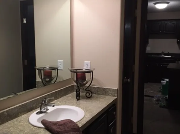 1130 N 35th St, Bismarck, ND 58501