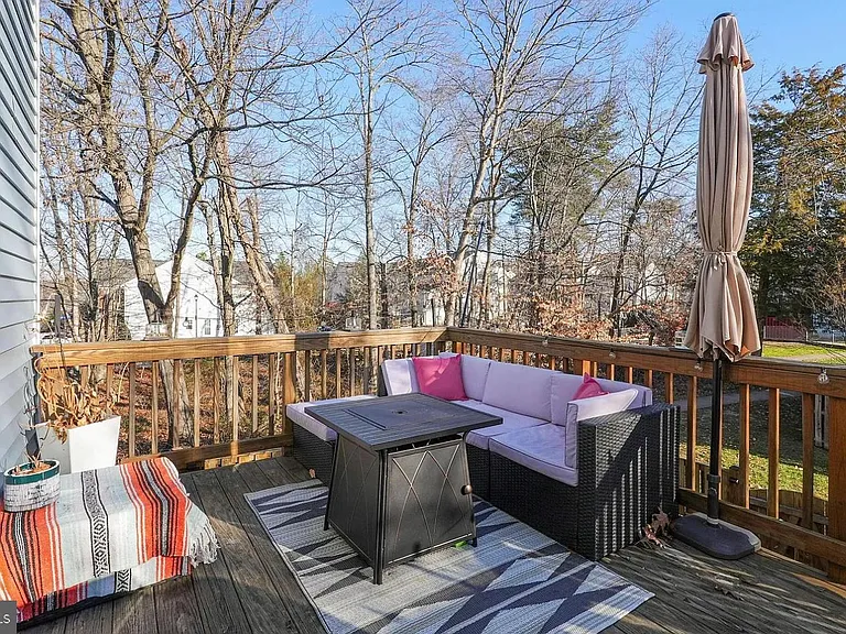 7680 Wolford Way — Photo 24