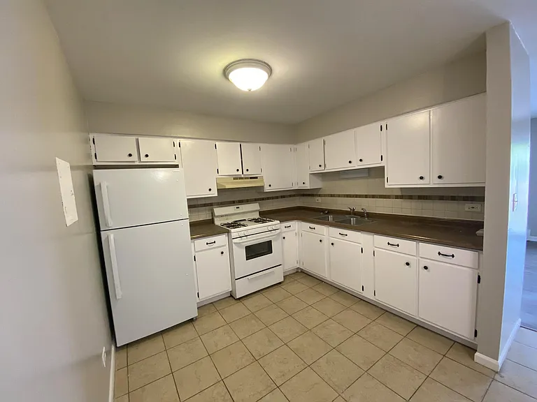 670 Marilyn Ave #204 — Photo 23