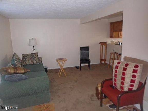 5th image of 109 Kettering Dr