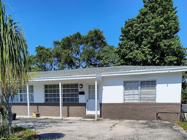 828 Prosperity Farms Rd, North Palm Beach, FL