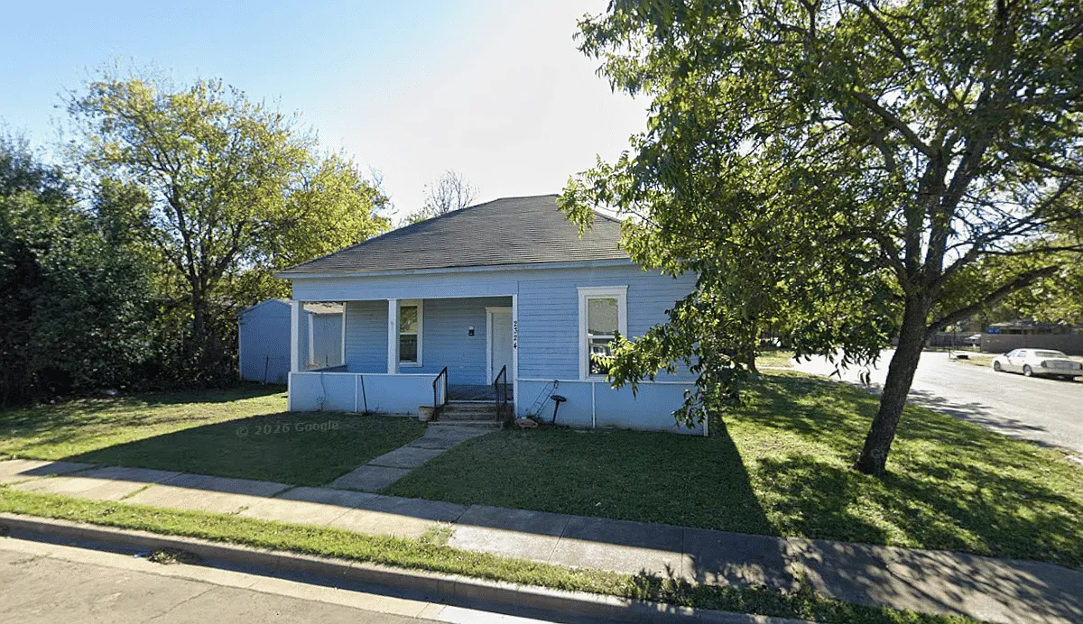 2324 Cole Ave - 2324 Cole — Photo 1