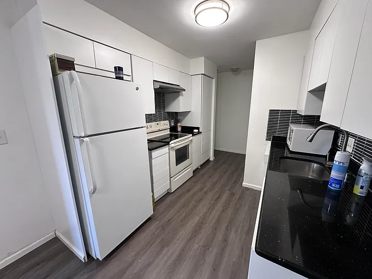 1891 Vine Way Dr #32 — Photo 6