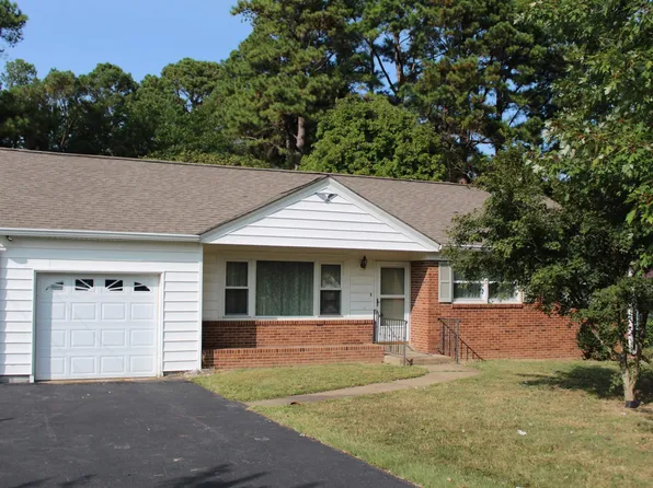 147 Calvert Dr, Paducah, KY 42003
