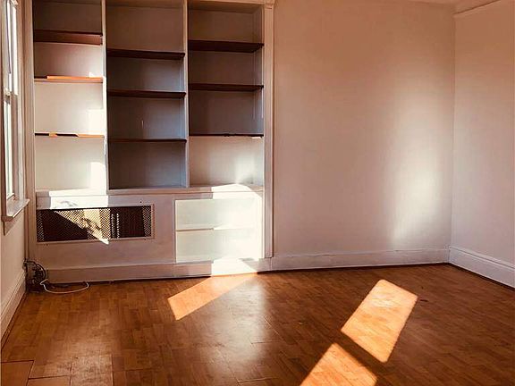5th image of 52-25 69th St Floor 2