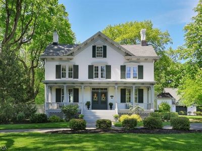 34 E Main St, Mendham, NJ, 07945