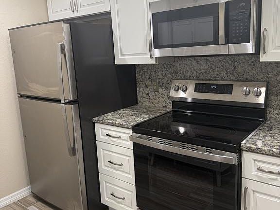 5th image of 6212 Horseshoe Ave