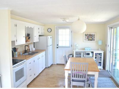 8 Pocono Rd, Narragansett, RI, 02882