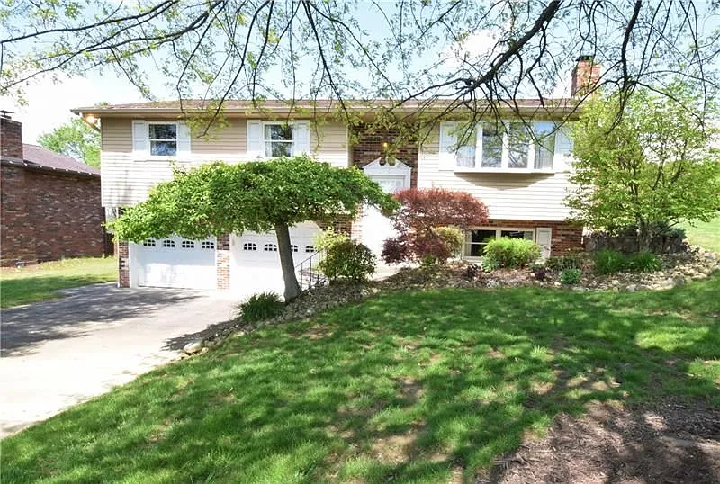 217 Joseph Dr photo 1