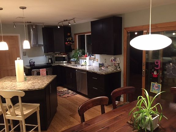 kitchen/dining room