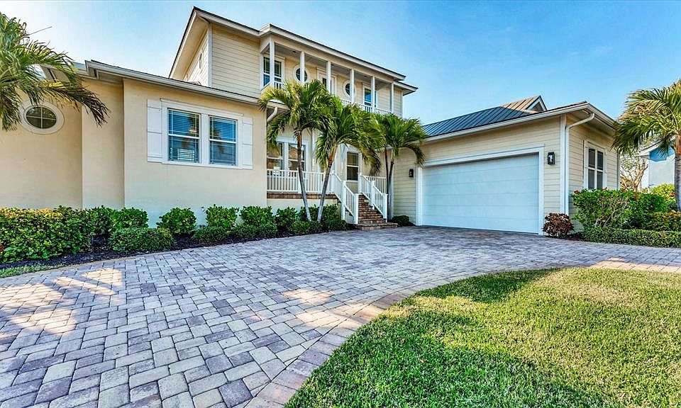 1st image of 634 Key Royale Dr