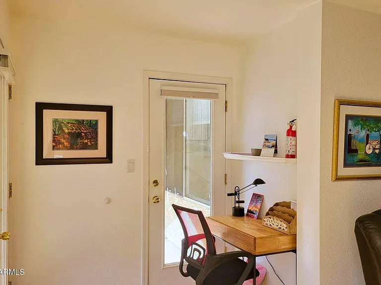 10080 E Mountain View Rd #127 — Photo 12