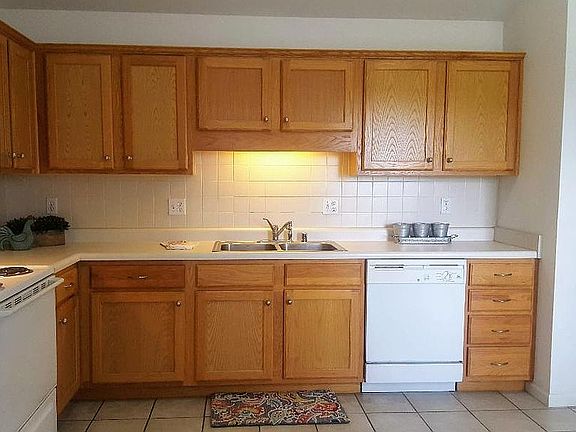 2nd image of 2040 Copper Creek Ct