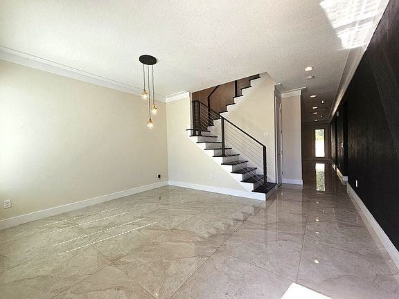 2nd image of 4421 W Richardson Ave