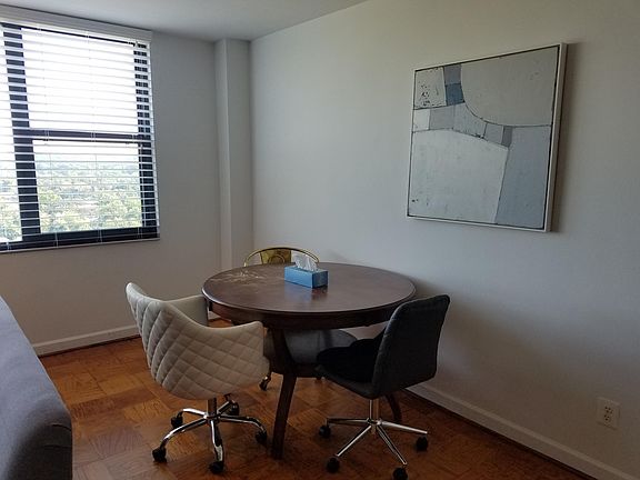 3rd image of 4600 Duke St APT 1513