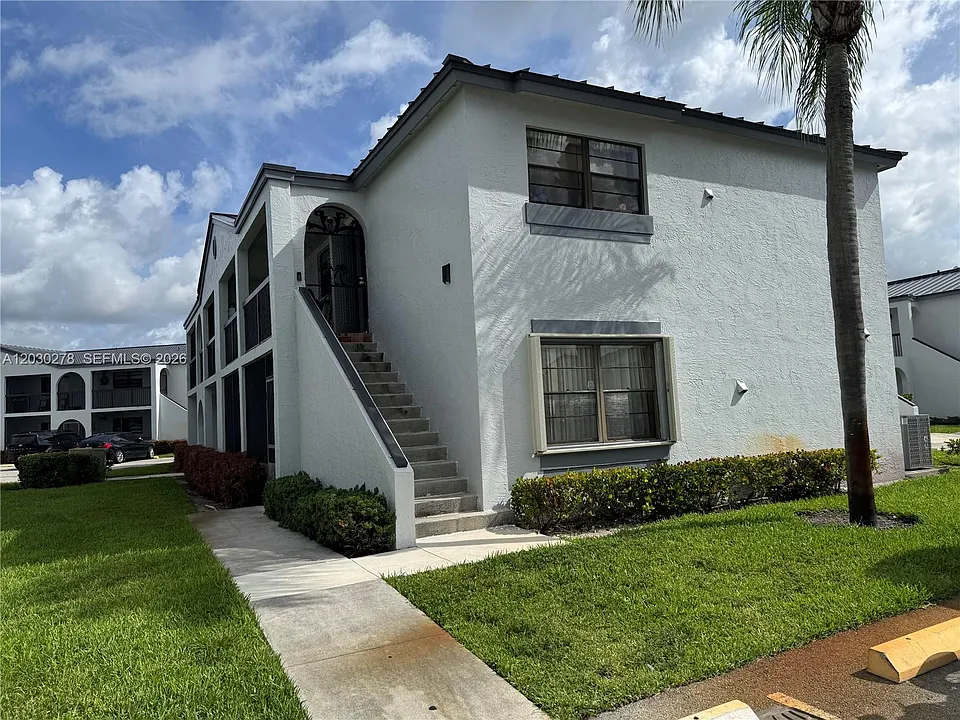 18250 Mediterranean Blvd #1502