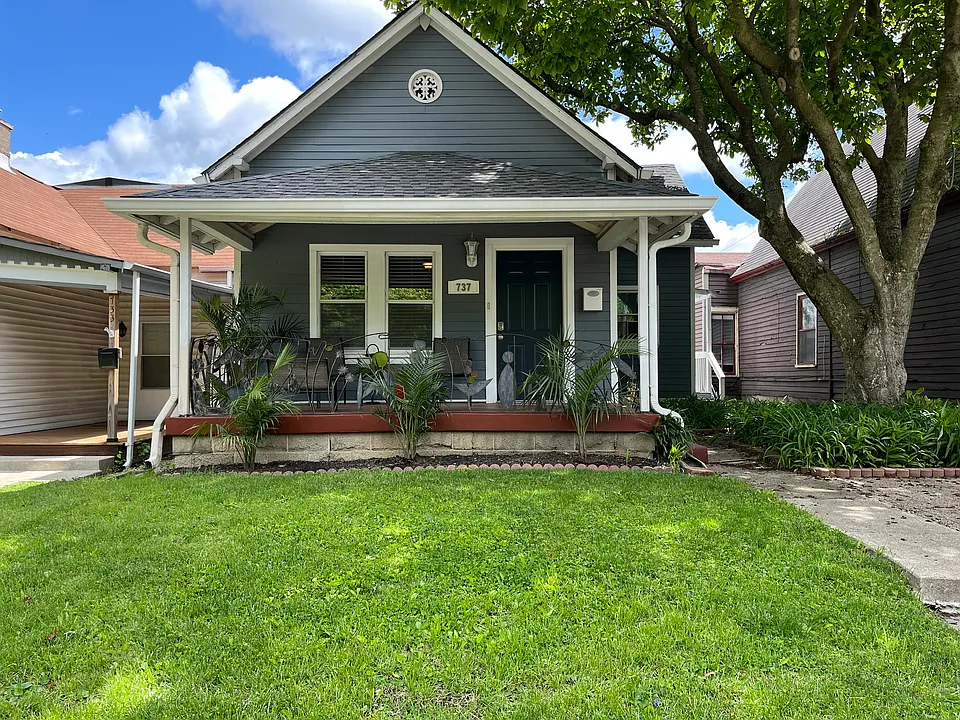 737 Greer St